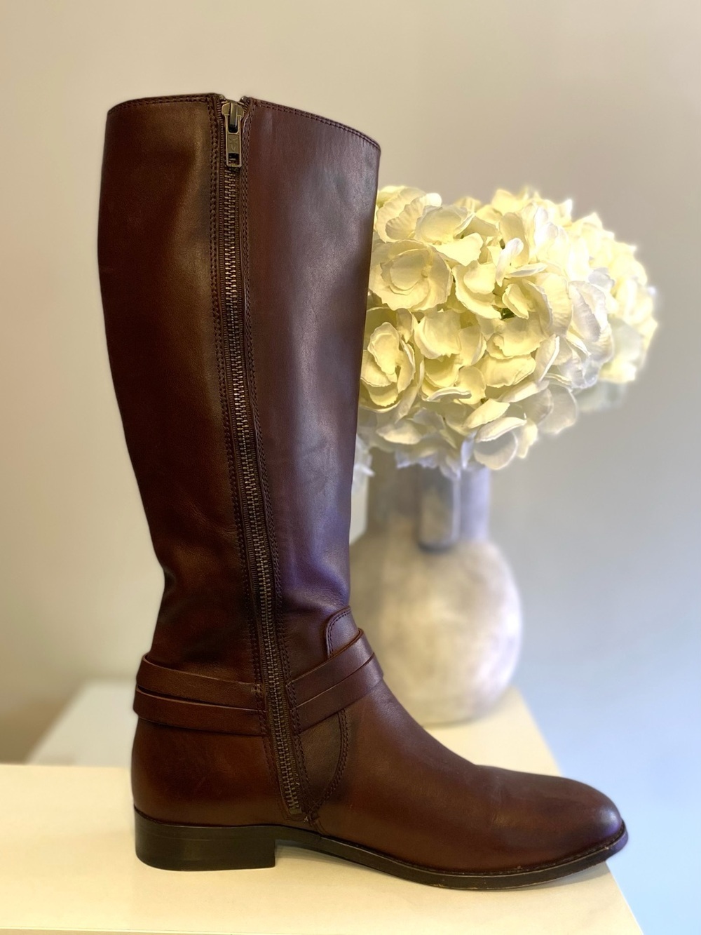 Frye Melissa Belted Brown/Burgundy Tall Leather Riding Boots  Size 39/8.5